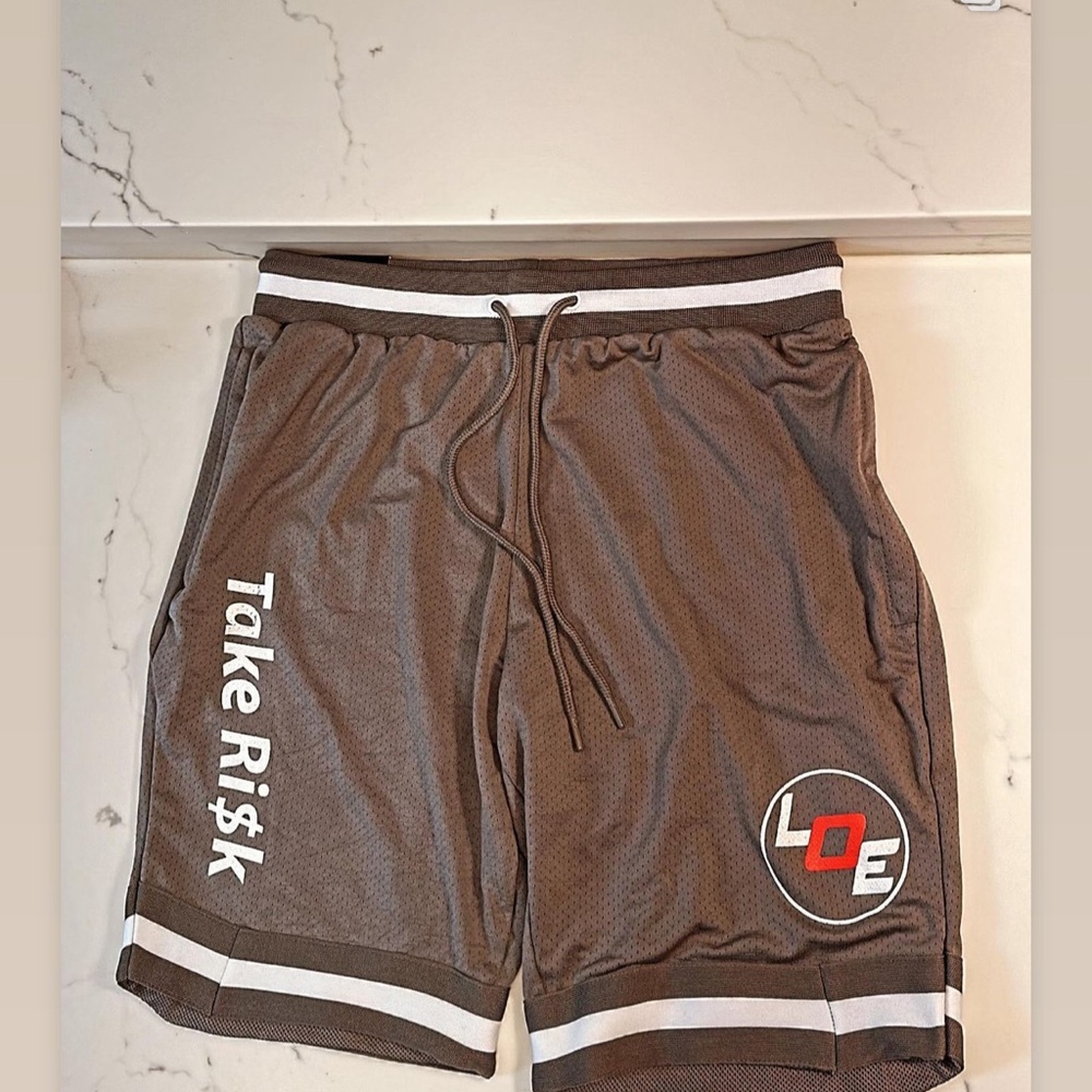 Essential Graphic Shorts with zipper pockets for Men & Biker Shorts for Women